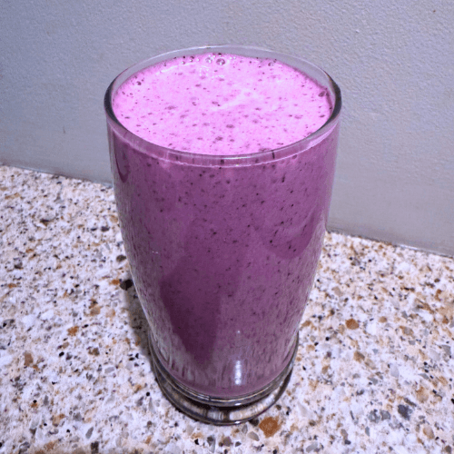 Banana Berry Smoothie 500 by 500